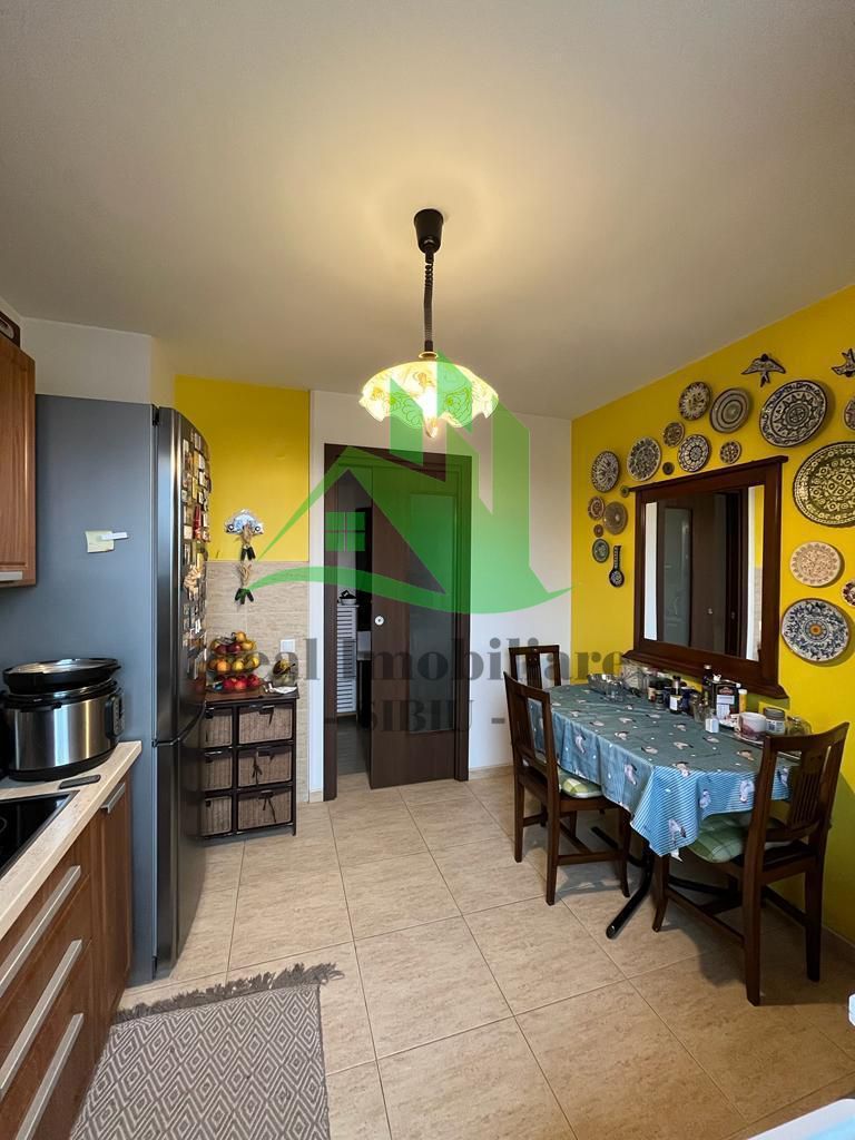 Apartament Mobilat-Utilat cu 4 camere si balcon, piata Rahova - Poză 18