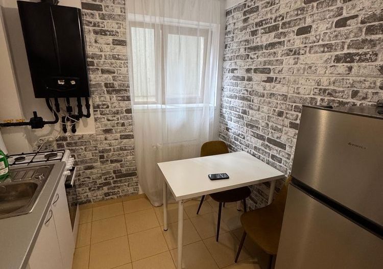 Vanzare apartament 2 camere Regie. - Poză 2