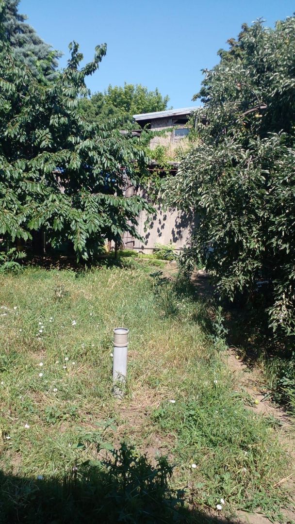 Constructii 1976 + Teren - Poză 1