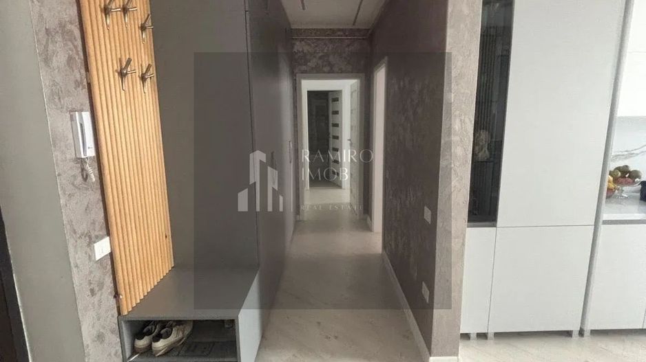 Apartament 3 camere decomandat Grand Kristal Residence/loc parcare - Poză 3