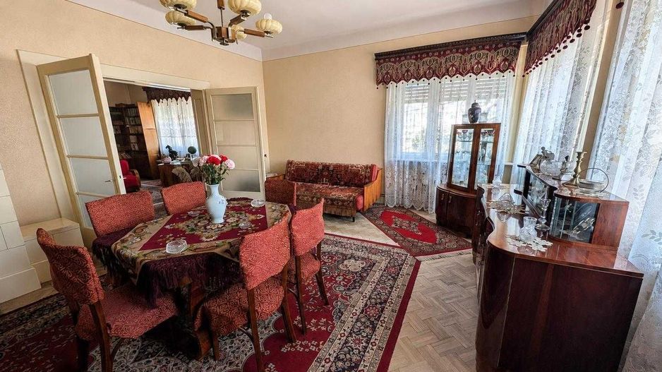 Apartament în casă, 3 camere | 132 mp utili | 3 pivnițe (68 mp) | Ultracentral – Alba Iulia - Poză 1