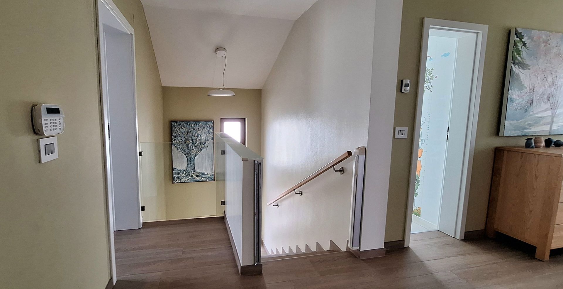 Casa eficienta energetic cu piscina in Giroc - Poză 18