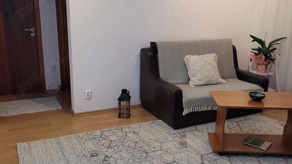 Apartament cu 3 camere de vanzare - Poză 8
