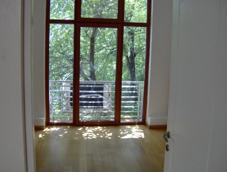 De Inchiriat Apartament 6 camere, C. Victoriei - Sala Palatului sect 1 - Poză 5