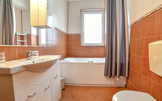 Vanzare apartament 3 camere constructie 2010 | Stefan cel Mare-Parcul Circului - Poză 5