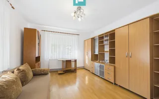 Casă cu 2 apartamente în Grădiște - Poză 14