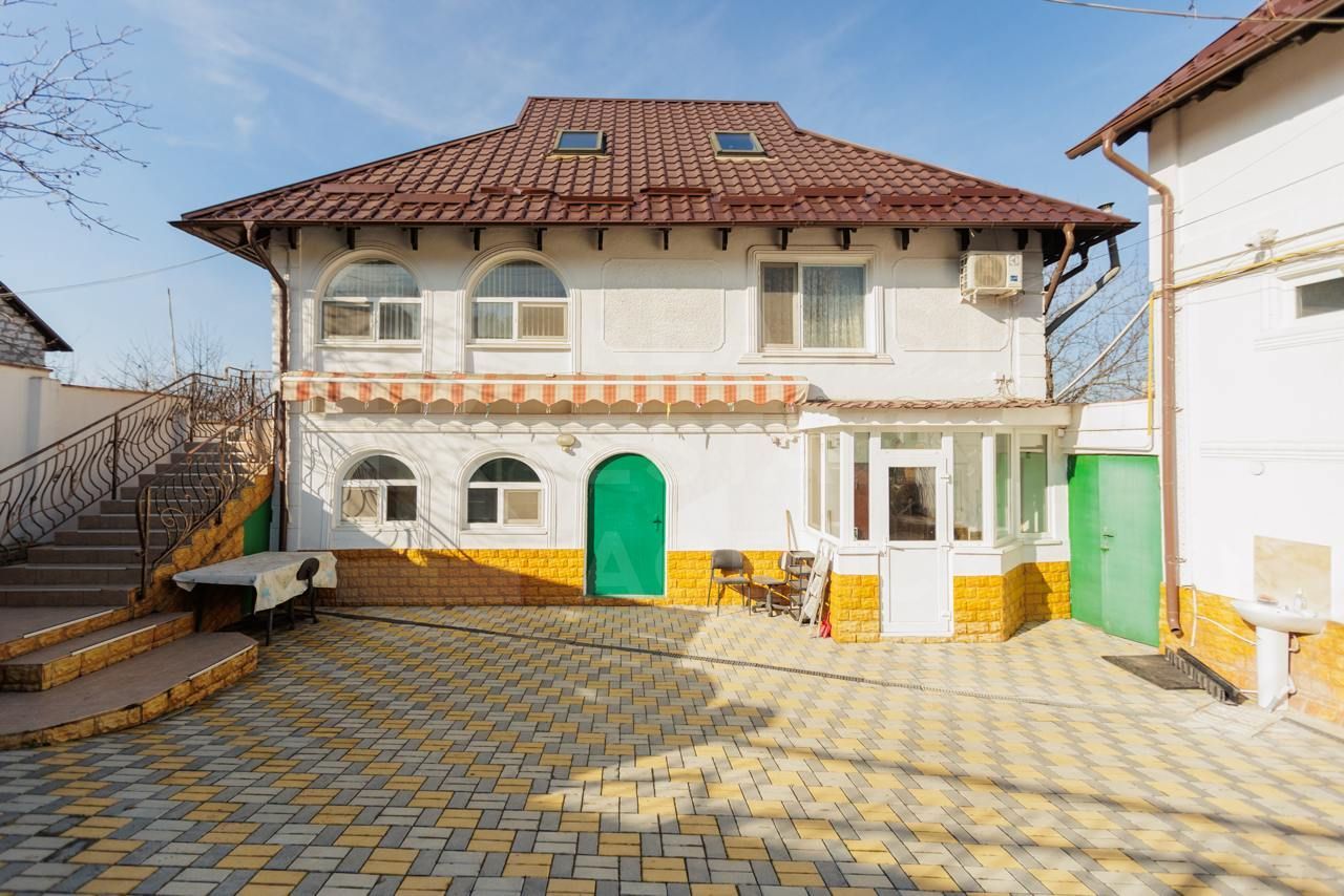 Chirie, casă, 2 nivele, 4 camere, Mihail Lermontov, Telecentru - Poză 2