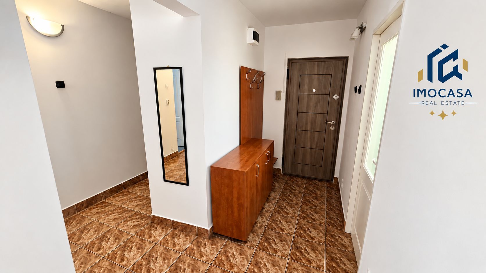 De inchiriat Apartament 4 camere, etaj 2, loc de parcare, Vlaicu, Arad - Poză 6