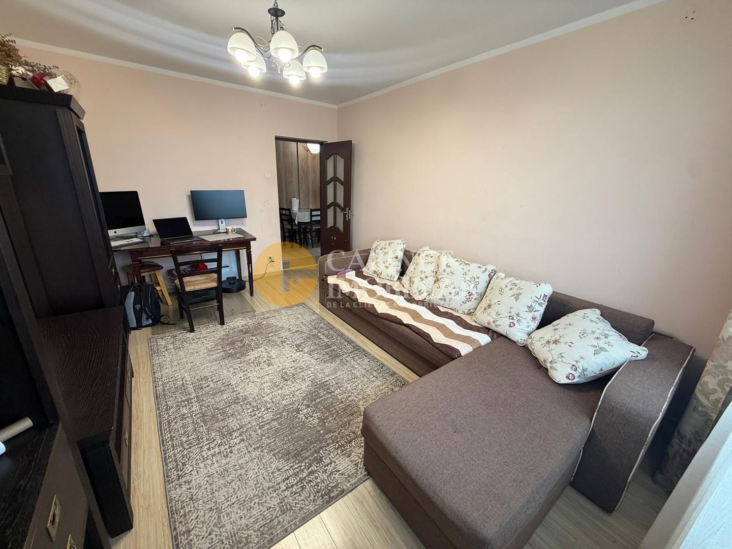 2 Camere Decomandat - Etaj Intermediar - Zona Podu Ros - Bloc 1974 - Poză 10