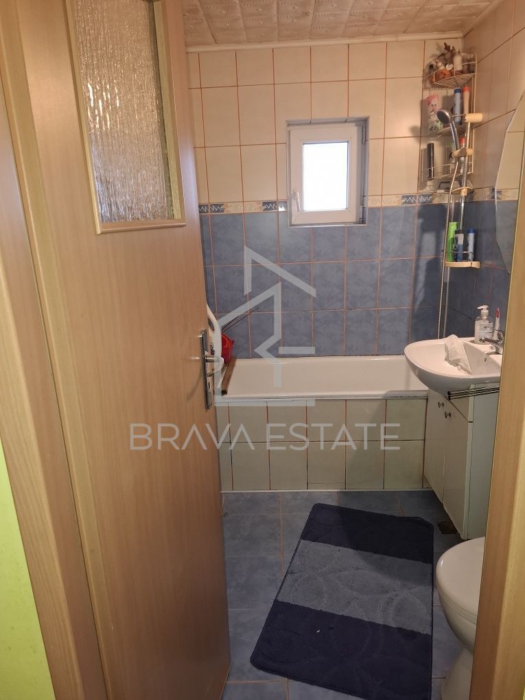 Apartament 2 camere, 2 balcoane, parcare , zona Apahida - Poză 5