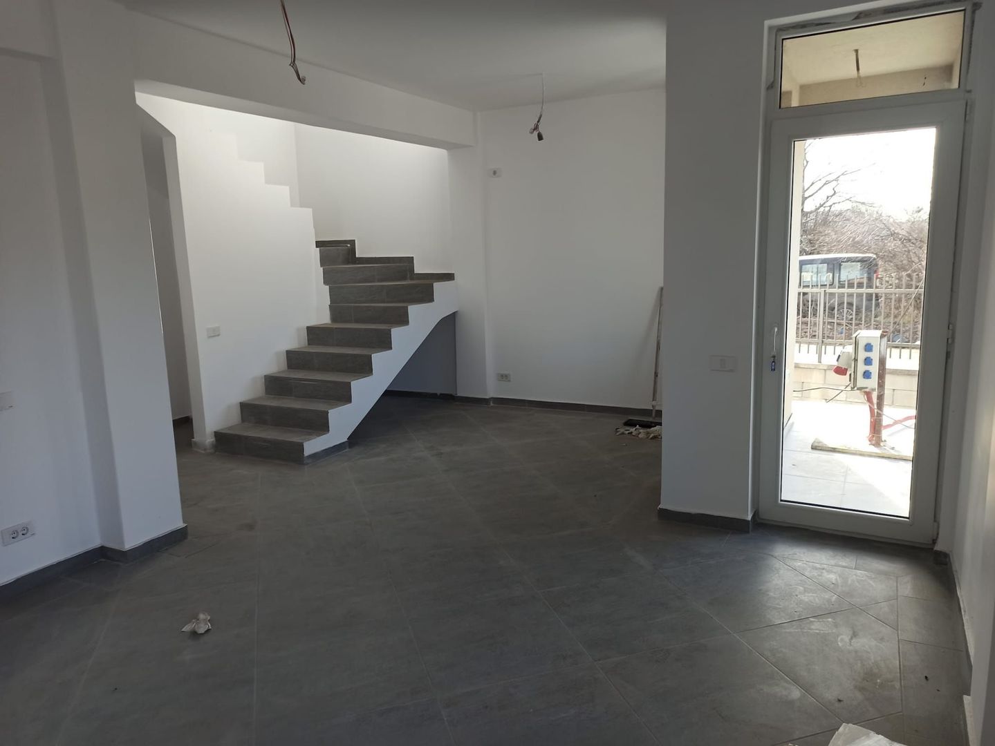 vila gata in duplex/5cam+2bai+150mp curte libera/comBerceni -Ilfov - Poză 37