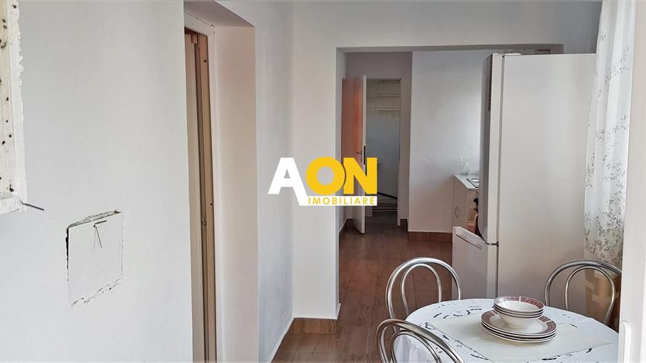 Casa de inchiriat, 2 camere, 250 mp teren, curte comuna, zona Centru - Poză 7