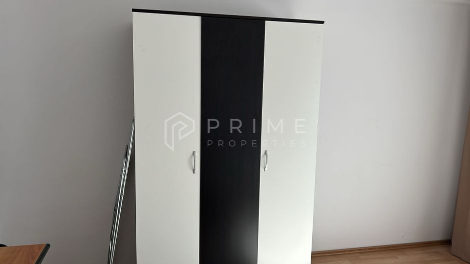 Vă prezentăm 2 camere, confort și acces rapid UMFST - Poză 6