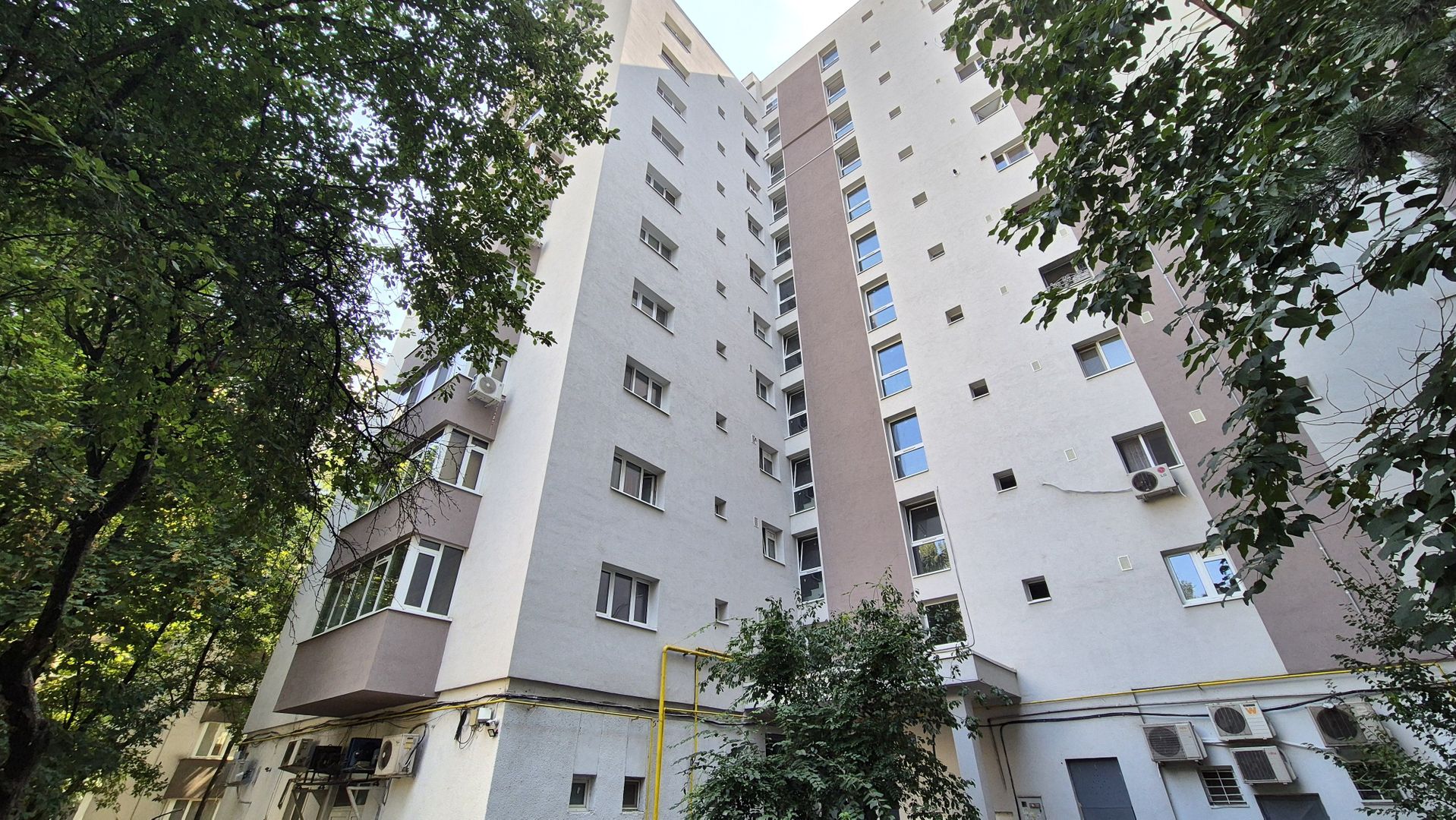 Apartament cu 4 camere 93 mp - Iuliu Maniu - Poză 3