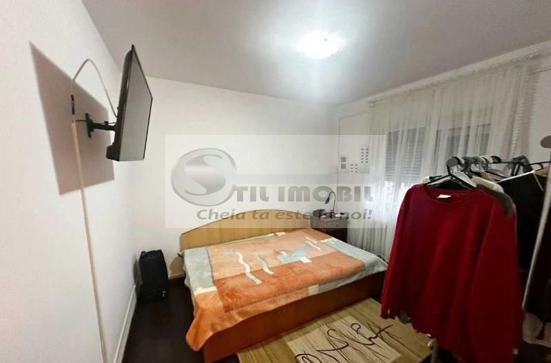 Apartament 3 cam decomandat mobilat  Alexandru cel Bun 107000 euro - Poză 5
