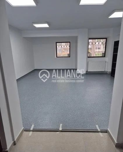 CAPITOL (COD10) - Spatiu comercial de vanzare - Poză 1