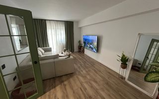 Apartament 3 camere, etaj 5 - zona Cetate - Poză 2