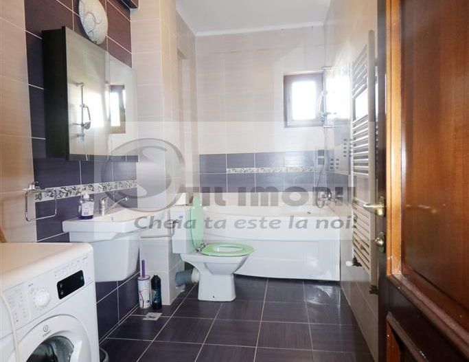 2 CAM NOU BILLA GARA UMF CUZA COPOU - Poză 18