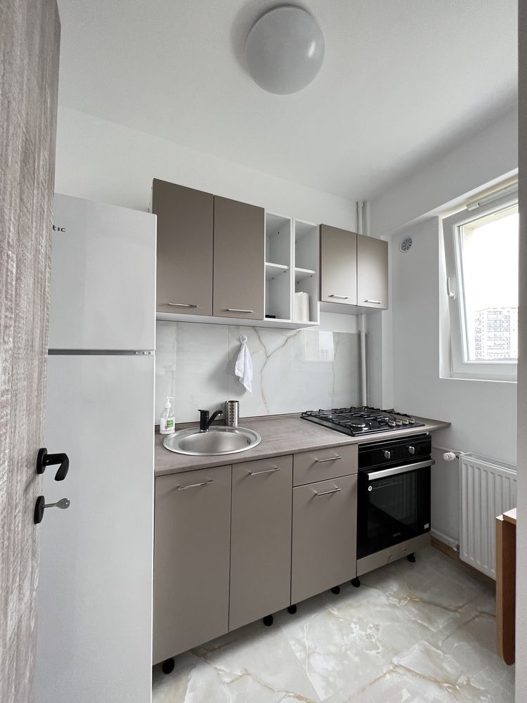 Garsonieră complet renovată – mobilată și utilată, bloc reabiliatat - Poză 5