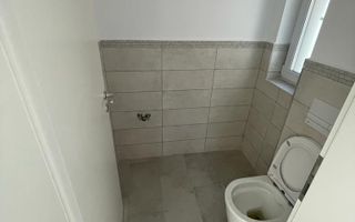 1/2 duplex Finalizat. Gradina amenajata. 3 dormitoare. - Poză 8