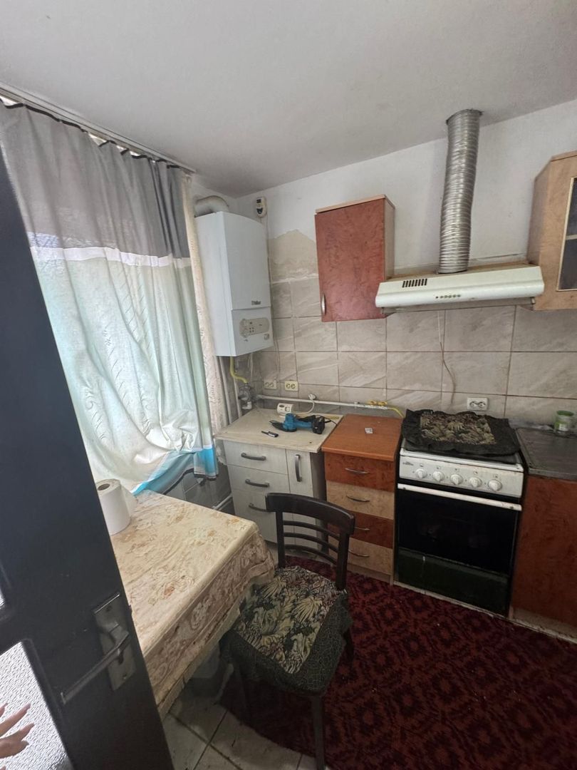 Casă cu garaj – str. Mărășești - Poză 8