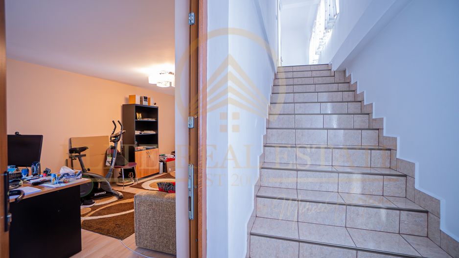 Casa P+1+M - 5 camere - Garaj - Panouri Fotovoltaice - Bratianu - Poză 21