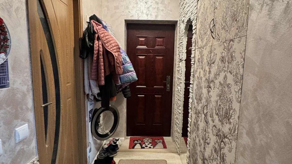 Apartament 2 camere – in spate la primaria Floresti - Poză 2