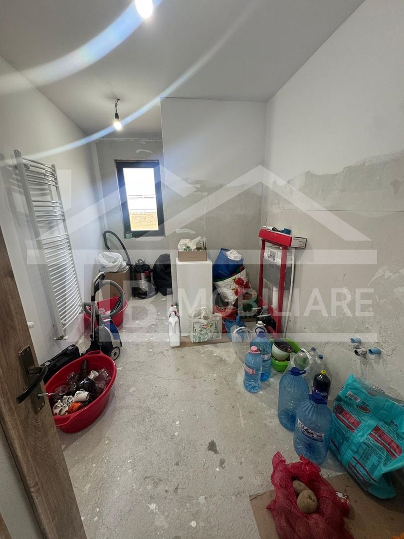 Casa individuala, 200 mp utili, 1399 mp teren, Zona Ernei - Poză 16