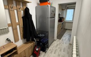 Apartament cu 3 camere, renovat integral, mobilat și utilat - Poză 7