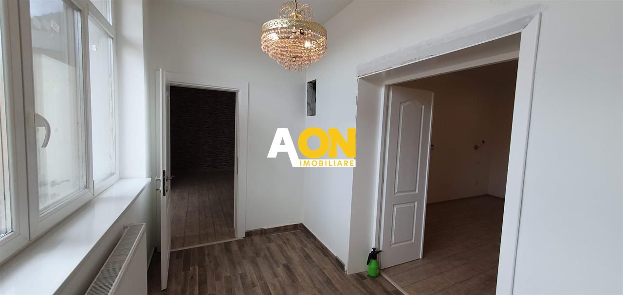 Casa 3 camere 2 bai renovata 655 mp teren Centru - Poză 14