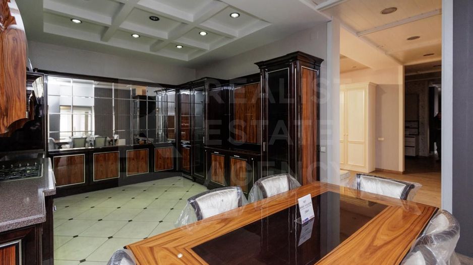 Chirie, spatiu comercial , 370 str. Calea Iesilor, Sculeni - Poză 8