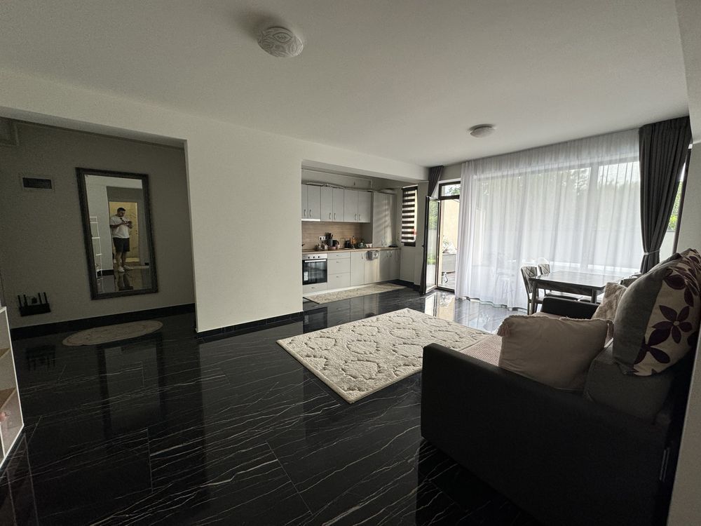 Apartament de vanzare - Poză 3