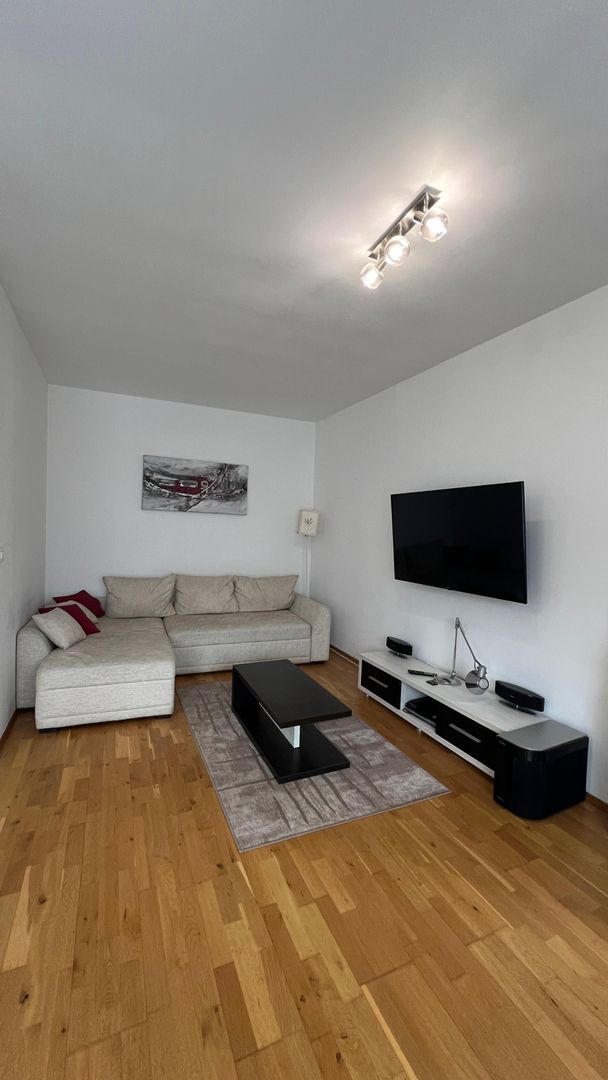 3 camere cu 84 mp de curte | 2 parcari subterane | boxa 8 mp amenajata - Poză 7