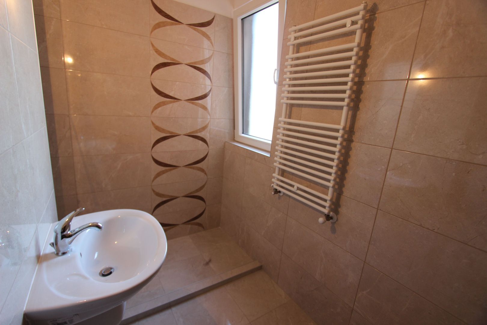 Nou si elegant - Poză 10