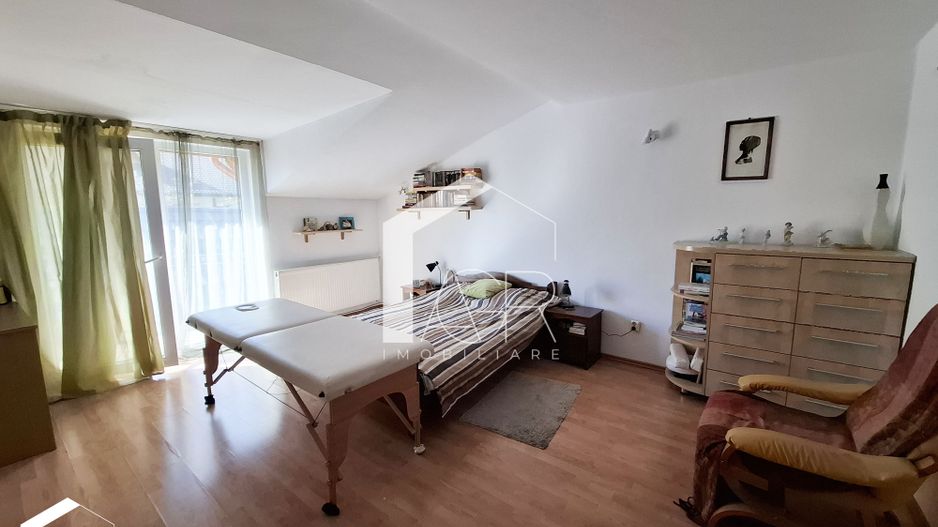 Casa tip duplex cu 6 camere, zona Republicii - Poză 19