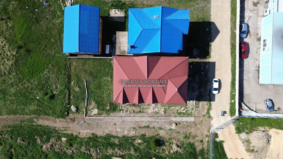 Vila P+2 E De vanzare!!! 14 Camere, 12 dormitoare l zona Palazu Mare - Poză 2