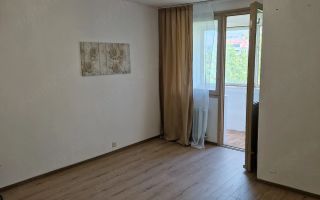 Garsonieră Titan, etaj 4, bloc reabilitat, preț negociabil - Poză 1