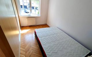 Apartament cu 4 camere decomandate, bd. Titulescu. - Poză 4
