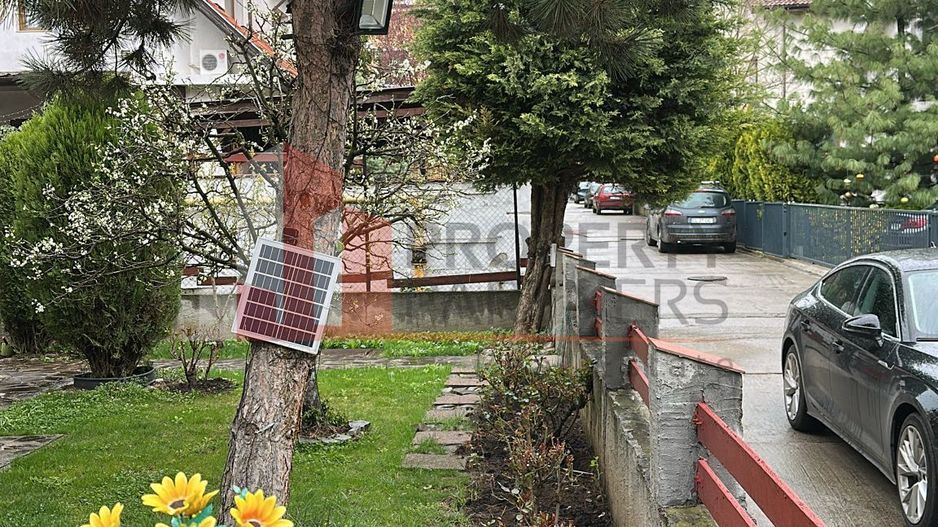 Vila cu potential zona Jolie Ville - Poză 6