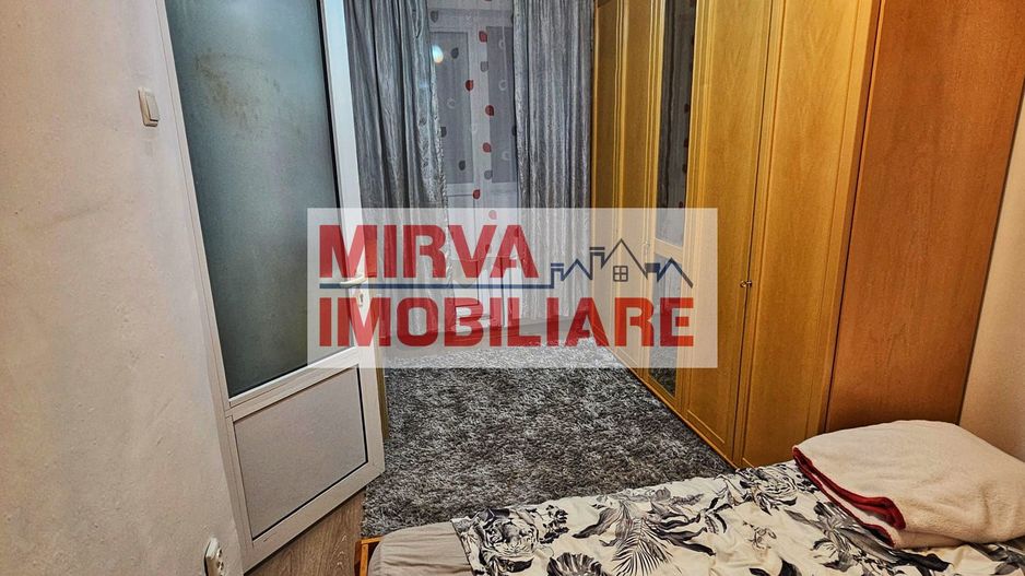 Apartament 2 camere – Central / Urlați – Etaj 2, balcon închis - Poză 3