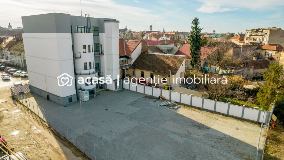 Clădire în zonă ultracentrală a Aradului - Poză 5