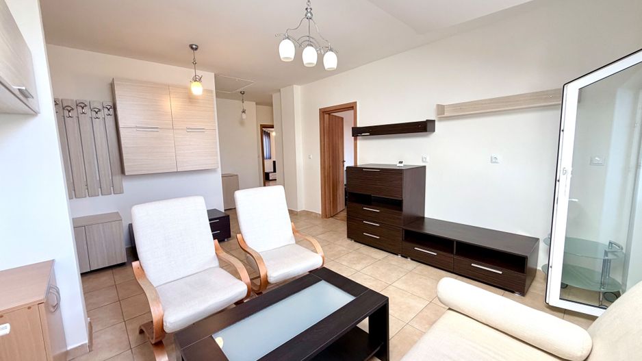 APARTAMENT SPATIOS CU LOC DE PARCARE - Poză 3