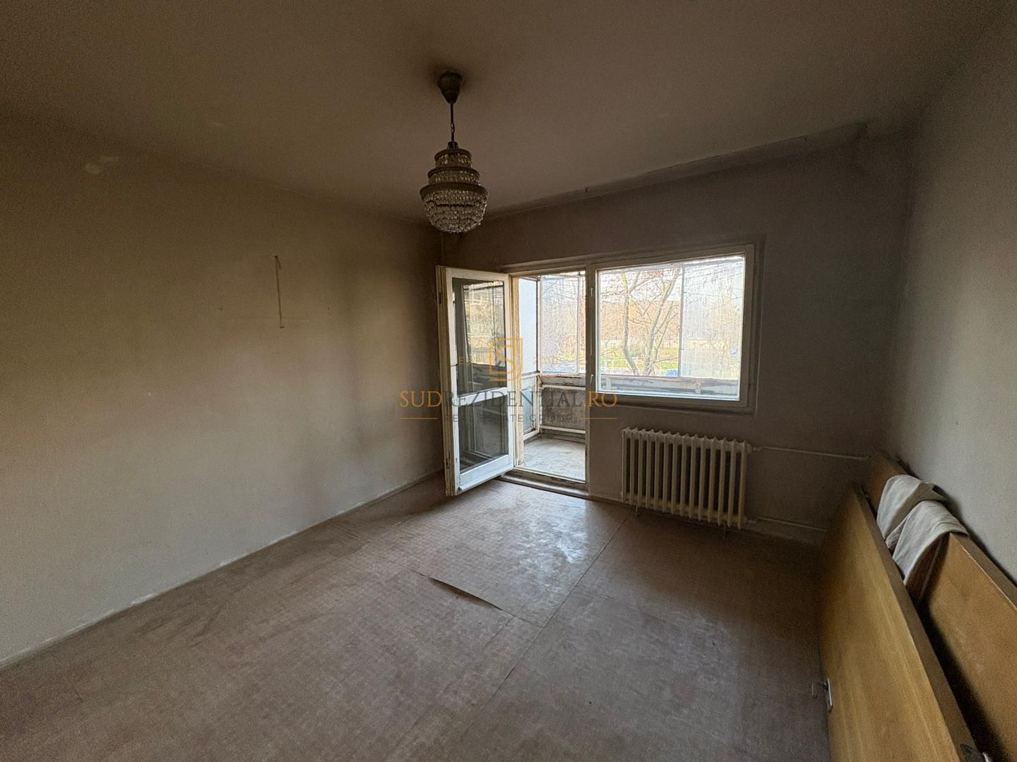 Apartament 4 camere, etaj intermediar, Rahova, Comision 0% - Poză 1