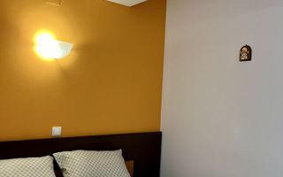 Garsonieră 45 mp cu grădină proprie, centrală, bloc tip vilă - Poză 3