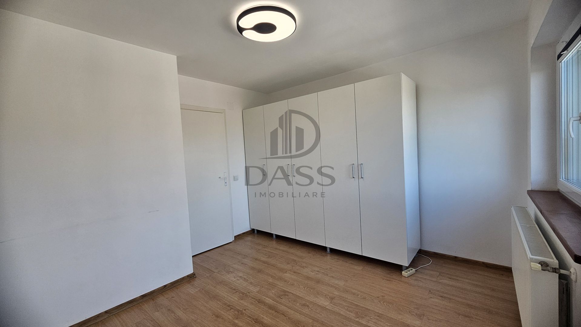 Apartament de inchiriat 6 camere 179 mp Etaj 2 + mansardă - Poză 8