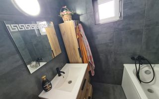 Apartament 4 camere, 85 mp utili, renovat în 2025 – Sarari, Craiova - Poză 8