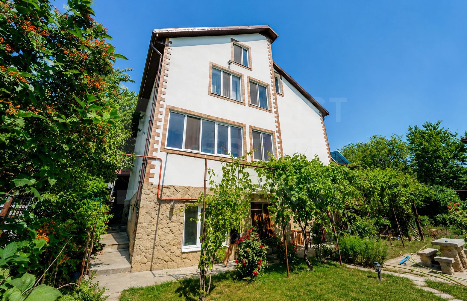 Vânzare, casa, 8 camere, str. Olimpica, Codru - Poză 2