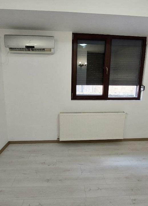 Închiriez pentru Birou,  Sediu Firma,  Cabinet,  Locuinta- zona Piata Unirii - Poză 11