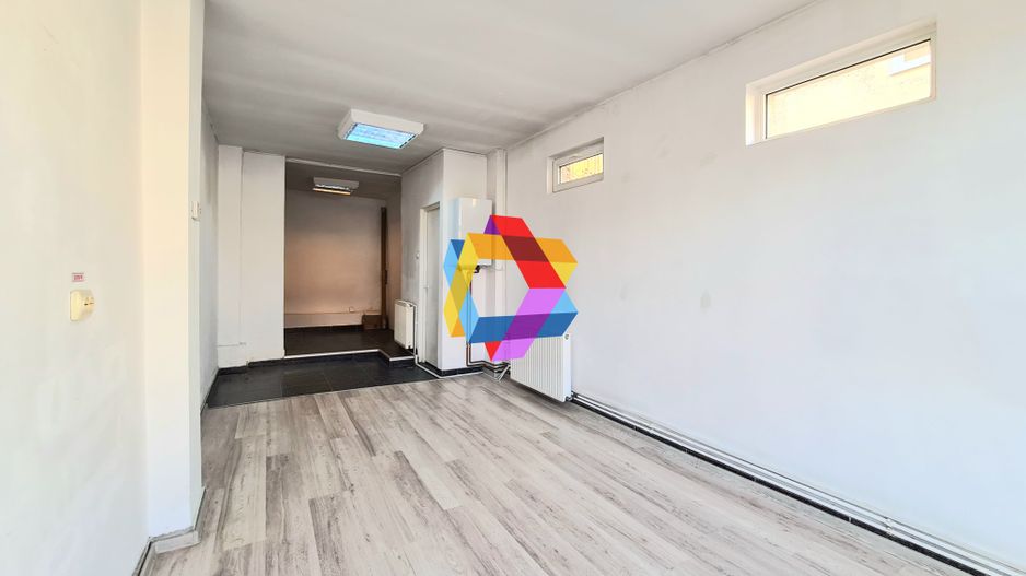 Spatiu birouri de închiriat Brasov - 27 mp # spatii-comerciale-brasov.ro - Poză 1