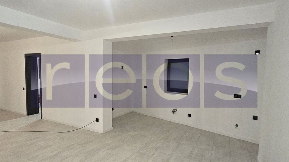 VANZARE VILA S+P+1 | 2 LOCURI DE PARCARE | ZONA TINERETULUI-- astept schitele - Poză 2